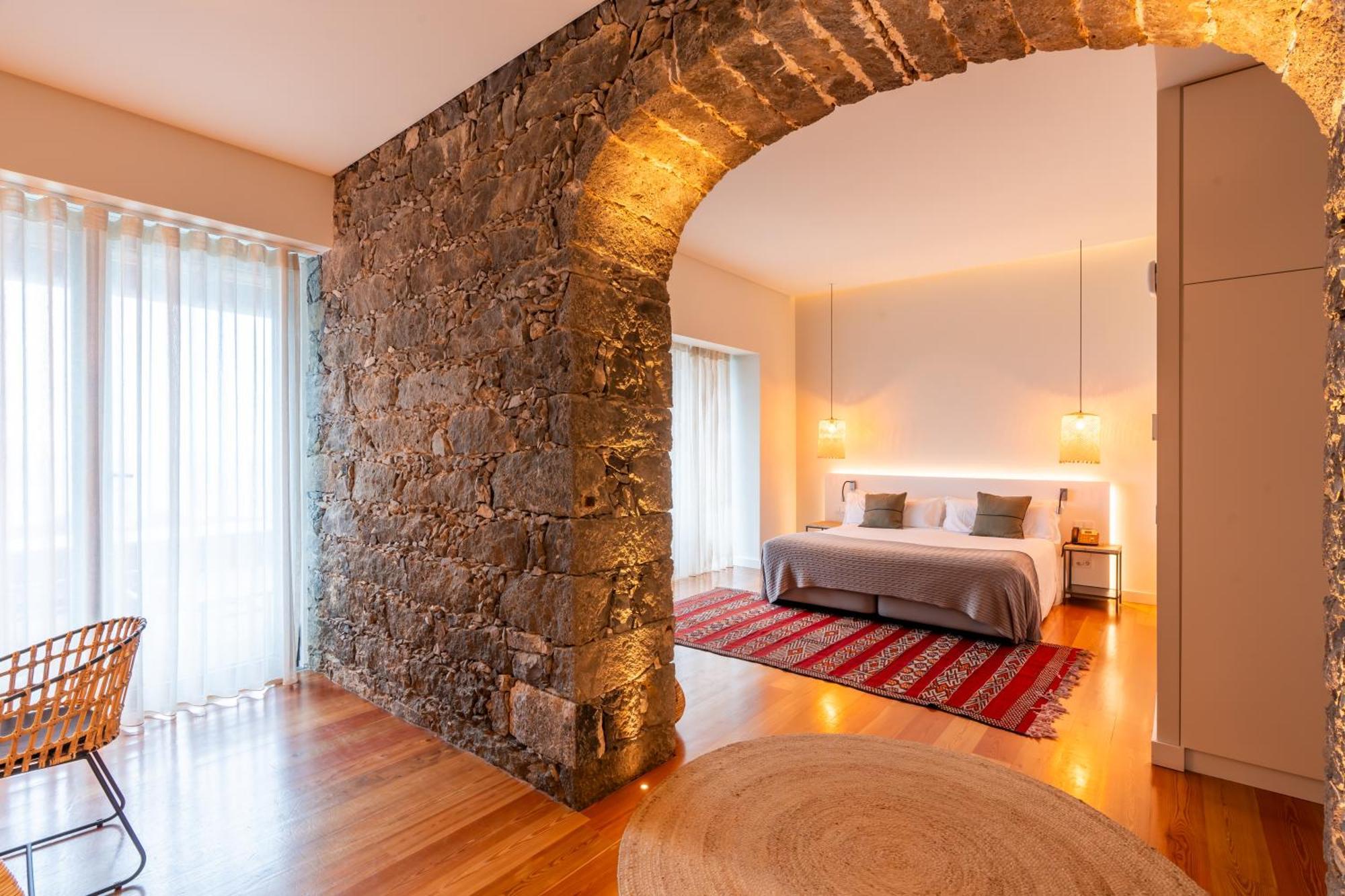 Sensi Azores Nature And Spa Ginetes Exteriér fotografie The hotel's rooms are located in the former monastery
